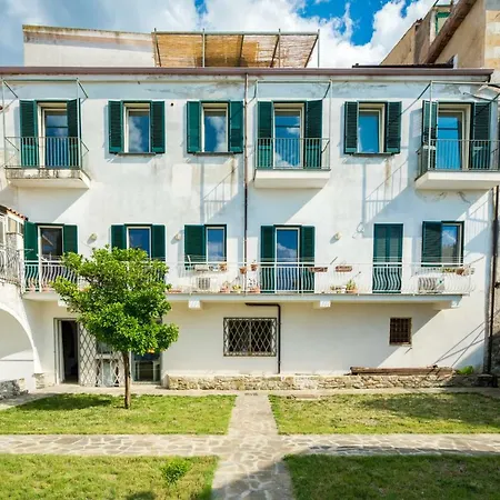 Apartment Borgo Dei Saraceni - &